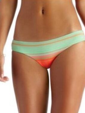 Vitamin A Giselle St. Maarteen Stripe Bikini Bottom